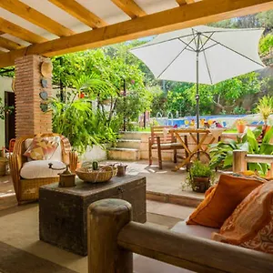 4* Bed and breakfast At In Malaga & Solo Travellers
